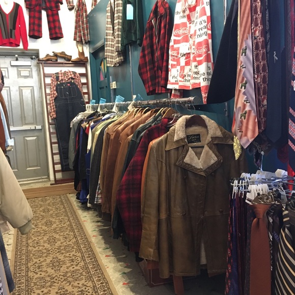 Meet your Posher, The Vintage Haberdashery STL - Picture 10 of 16